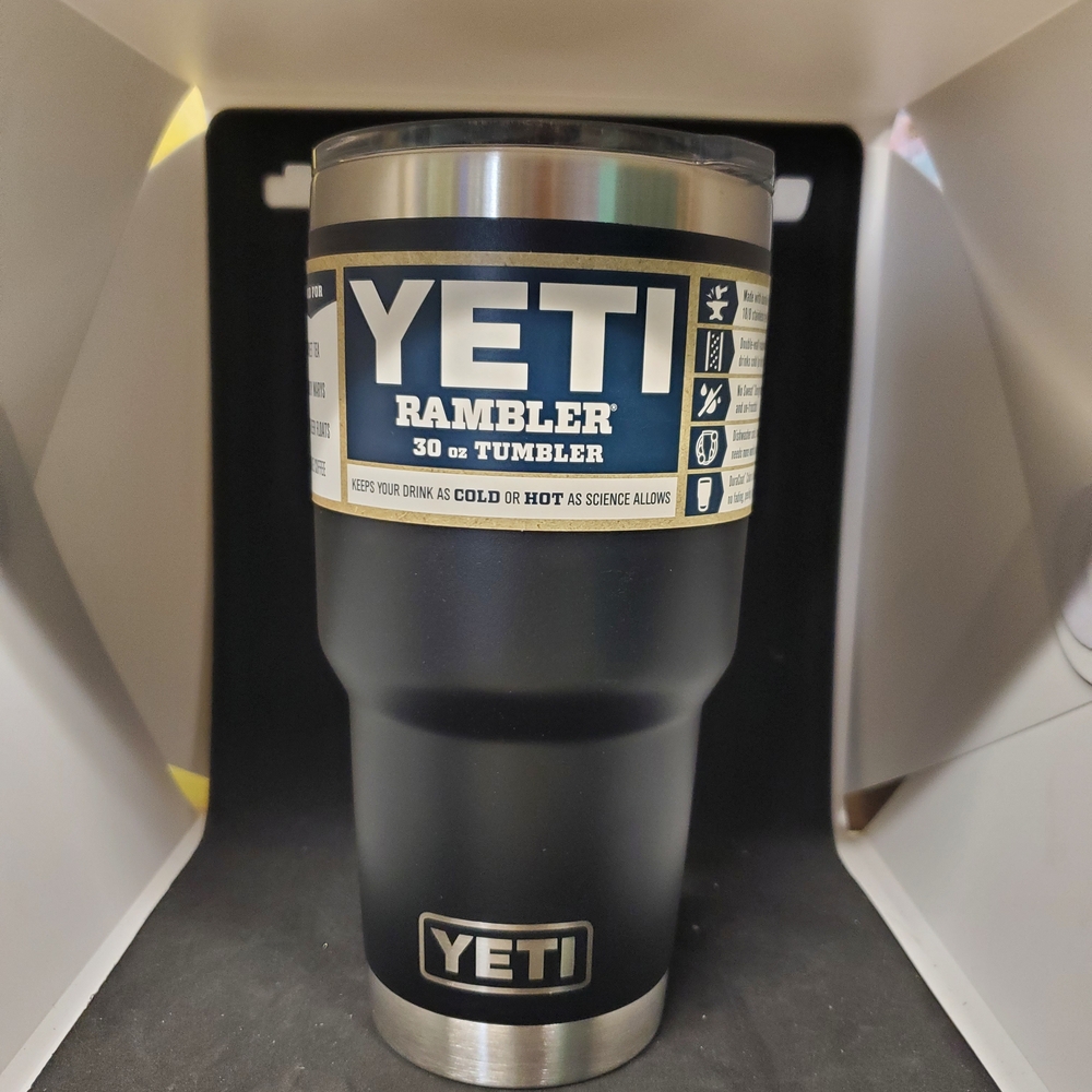 YETI Rambler 30 oz Tumbler in Black and Silver